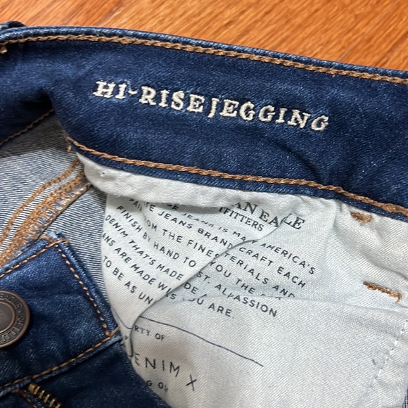 American Eagle Hi-RiseJegging Super Stretch X Size 6 Ripped - Picture 8 of 10